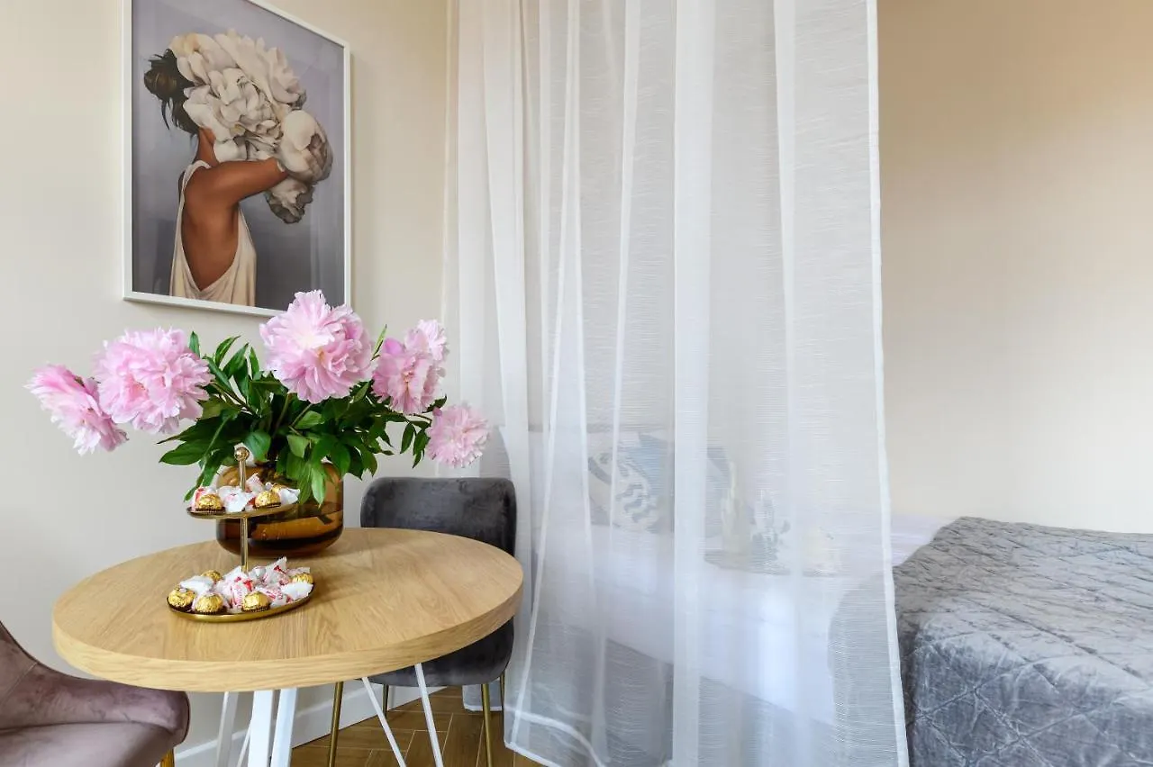 Movo Old Town Apartments Warsaw