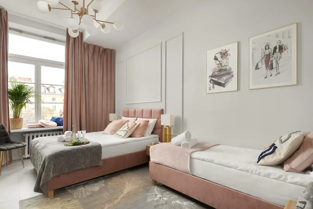 Movo Old Town Apartments Warsaw